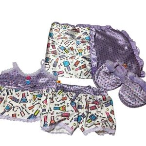 Build a bear bedtime lot with pajamas, slippers, blanket